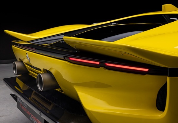 【最新スーパースポーツ情報】栄光の名称復活! 「究極」を追求した新たな速さの象徴。フェラーリ812テスタロッサの凄みと存在感