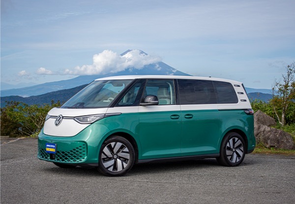 【気になるクルマ_2025】誰もを笑顔にする「VW ID.Buzz」と最新の欧州テーストを伝える「プジョー3008」「アルファロメオ・ジュニア」の新鮮度をズバリ評価