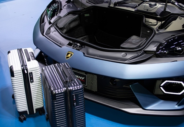 【情熱と革新／究極のアイデンティティ】最高許容回転数1万rpm！ システム出力920cvの新世代V8スーパーPHEV「ランボルギーニ・テメラリオ」のドライビング世界