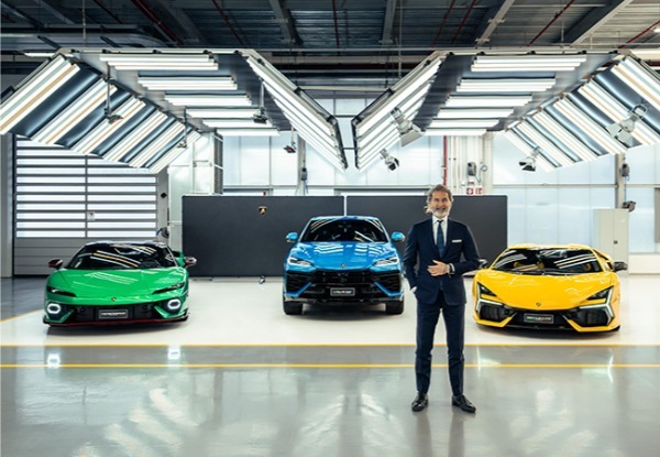 【情熱と革新／究極のアイデンティティ】自分たちのすべてを変えないために、すべてを変革「ランボルギーニのいまとこれから」