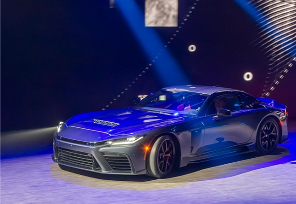 【最新スポーツカー・ガイド】TOYOTAの「スポーツカーづくり」の伝説と技術の継承。「GR GT & GR GT3 & レクサスLFA Concept」の目指す新たな地平