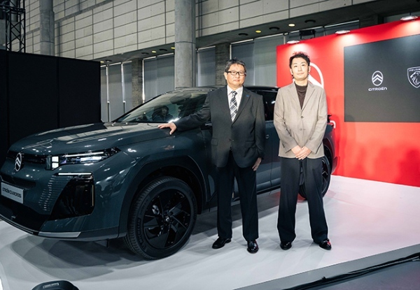 【最新モデルガイド】目指したのは卓越の快適性。「シトロエンC5エアクロス・ハイブリッド」の前衛度