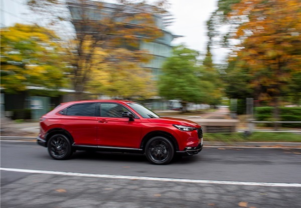 【最新モデル試乗】都会派のスポーティSUV登場！ ホンダ・ヴェゼルRSの際立つパフォーマンス世界