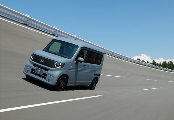 【最新モデル試乗】夢広がるBEV。広く／静かで／力強い！　ホンダN-VAN e：の電気のあるモータリング世界