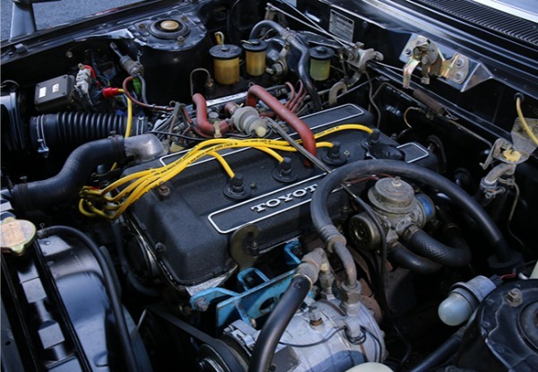 【20世紀名車】初代セリカの最後を飾った限定車。アメリカンな味わいと豪快な走りが融合した「ブラックセリカ」の魅力世界