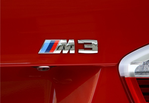 【買っておきたい21世紀名車】M謹製V8エンジン搭載。シルキーにワイルドに振る舞うBMW M3（E90）の肖像