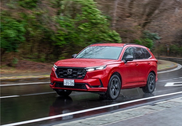 【注目モデル試乗】ホンダを代表するワールドSUV「CR-V」が6代目に移行。新型は「感動」を与える高い完成度が印象的だ