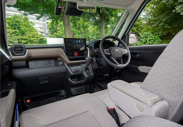 ダイハツ ムーヴ