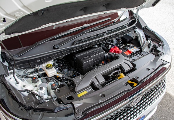 【最新モデルガイド】期待の日産エルグランドは豪華で快適、しかも走りがいい。上質なドライバーズカーの代表である！