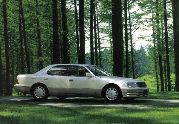 【日本車黄金時代】新たな高級車の方向性を提示した［２代目トヨタ・セルシオ（UCF21／20型）の価値