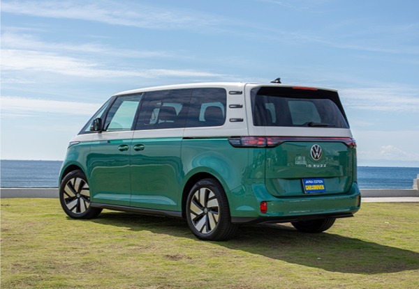 【気になるクルマ_2025】誰もを笑顔にする「VW ID.Buzz」と最新の欧州テーストを伝える「プジョー3008」「アルファロメオ・ジュニア」の新鮮度をズバリ評価