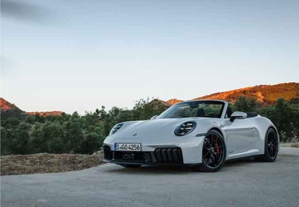 【ポルシェの実力】911カレラGTSの「t-hybrid」はモータースポーツ由来のハイパワー志向。システム出力541ps、トップスピードは312km/hに達する!