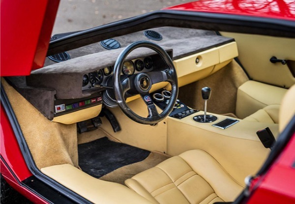 【カーデザインを語ろう】カウンタックはランボルギーニの象徴であり永遠の傑作。圧倒的な存在感で世界中のファンを魅了した