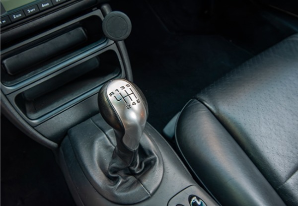 【人とクルマの物語】自動車ライター、西川淳氏がフェラーリを買うと決心し、今日までクルマ趣味を実践する究極のライフスタイル