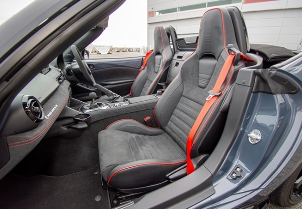 知れば知るほど魅力的！　再販タイミングですぐにオーダーできるよう「MAZDA SPIRIT RACING ROADSTER」を改めてお勉強