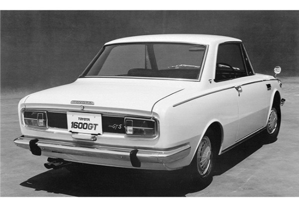 【クルマ物知り図鑑】あの名車「トヨタ2000GT」に「1600GT」という弟分が存在。その内容は生粋の「羊の皮をかぶった狼」だった！