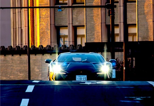 【情熱と革新／究極のアイデンティティ】最高出力1015cv、究極のV12スーパーPHEV。「ランボルギーニ・レヴエルト」のほとばしる高揚感