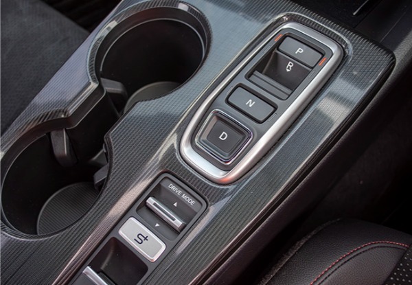 【Z世代の視点】「ホンダ・シビックe:HEV RS」は電動車なのにエンジンを感じる。S＋シフトは「クルマ好き」を増やす、素晴らしい技術と実感！