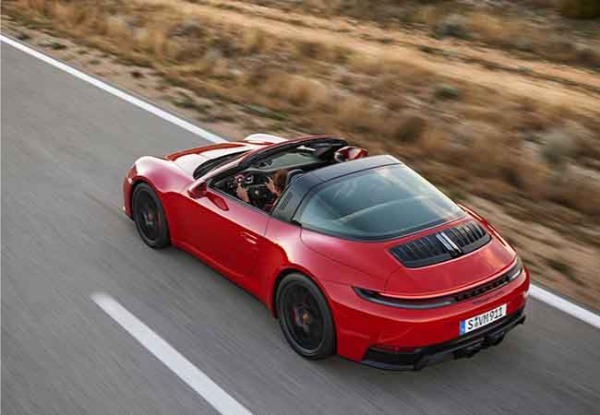 【ポルシェの実力】911カレラGTSの「t-hybrid」はモータースポーツ由来のハイパワー志向。システム出力541ps、トップスピードは312km/hに達する!