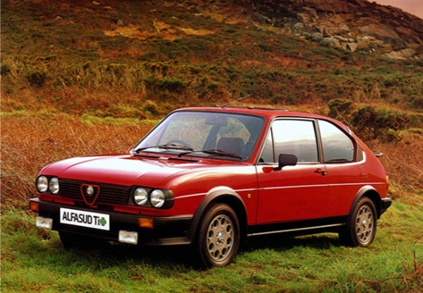 【人とクルマの物語】音楽家、松任谷正隆氏が「終のクルマ」としてポルシェ911GT3を選んだ理由