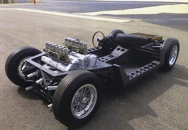 【情熱と革新／究極のアイデンティティ】スーパーカーに新たな基準を提示「ランボルギーニ・ミウラ & カウンタック」ストーリー