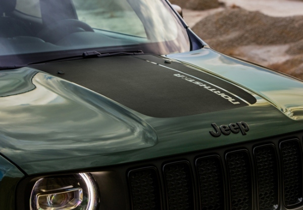 “北極星”の名を冠したジープ・レネゲードe-Hybridの特別限定モデルが日本上陸