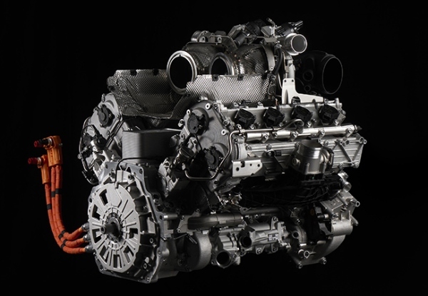 【情熱と革新／究極のアイデンティティ】最高許容回転数1万rpm！ システム出力920cvの新世代V8スーパーPHEV「ランボルギーニ・テメラリオ」のドライビング世界