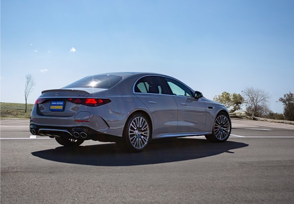 【気になるクルマ_2025】モータースポーツ由来のT-Hybridで進化した「ポルシェ911カレラGTS」を筆頭に「テスラ・モデルY」「メルセデスAMG E53ハイブリッド」をズバリ評価