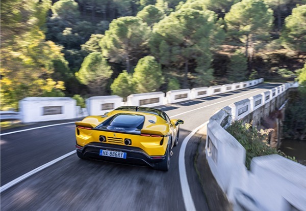 【跳ね馬の新たな最高峰】Driving Review：Road／スペイン南部セビリア近郊のワインディングでテストドライブ。フェラーリ849テスタロッサは走るほど身体に馴染んでいった