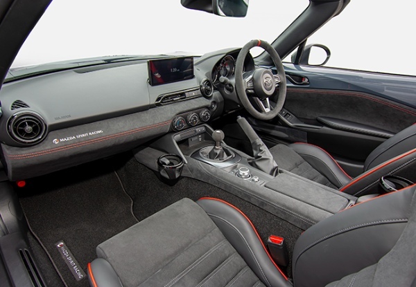 知れば知るほど魅力的！　再販タイミングですぐにオーダーできるよう「MAZDA SPIRIT RACING ROADSTER」を改めてお勉強