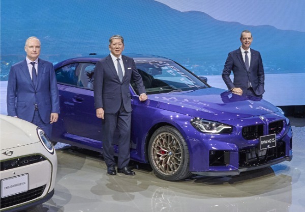 サーキット走行を志向したBMW M2の特別なハイパースポーツモデル「M2 CS」が日本上陸