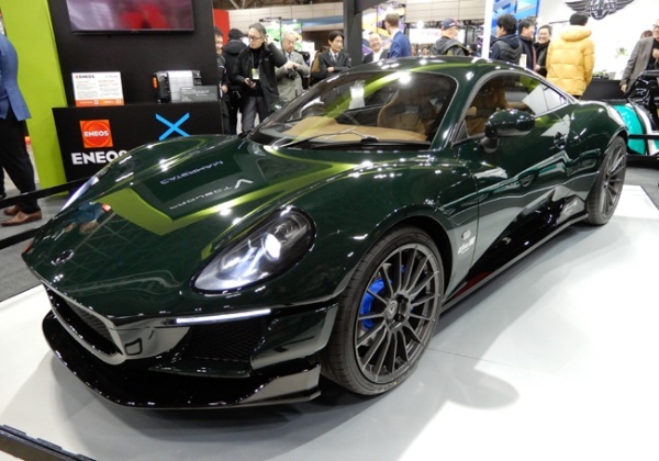 ケータハムはEVスポーツカー「プロジェクトV」の最新プロトタイプを、モーガンは新型フラッグシップモデルの「スーパースポーツ」を東京オートサロン2026で披露