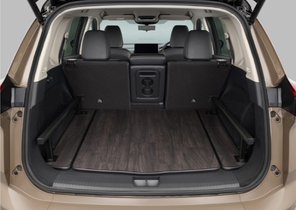 日産エクストレイルの車中泊仕様「ROCK CREEK マルチベッド」が登場