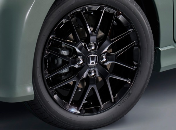 ホンダN-WGNに新グレード「ファッションスタイル」とN-WGNカスタム特別仕様車「BLACK STYLE」が登場