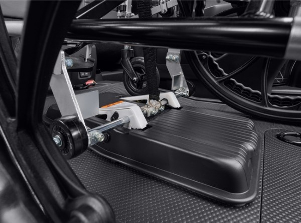 「マルチに使えて自由が広がる」トヨタ・ノア／ヴォクシーのコンプリートカー“MULTI UTILITY”が登場