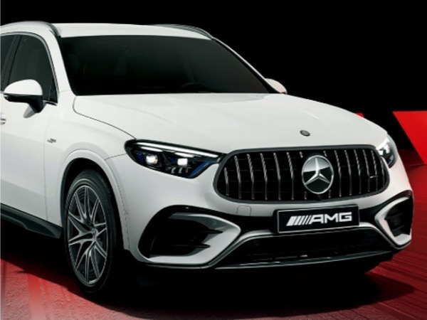 メルセデス・ベンツGLCクラスの高性能モデル「メルセデスAMG GLC 53 4MATIC＋」が日本上陸。導入記念限定モデルとして「Edition Dark Performance」も設定