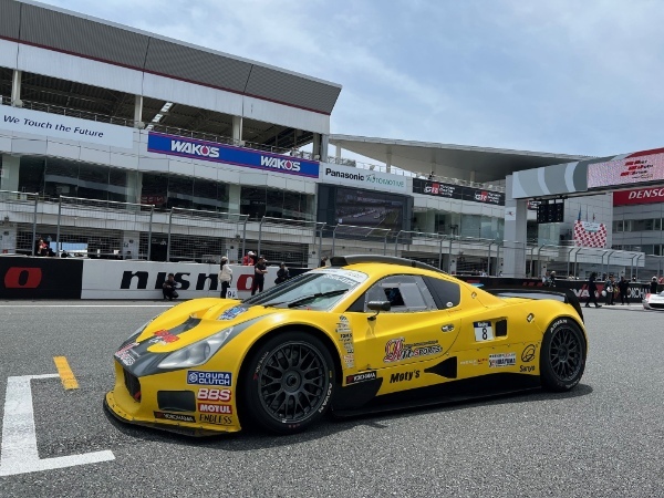 60歳ペーパードライバーが人気レース『インタープロトシリーズ』レース車両に同乗体験してきた結果・・・!?