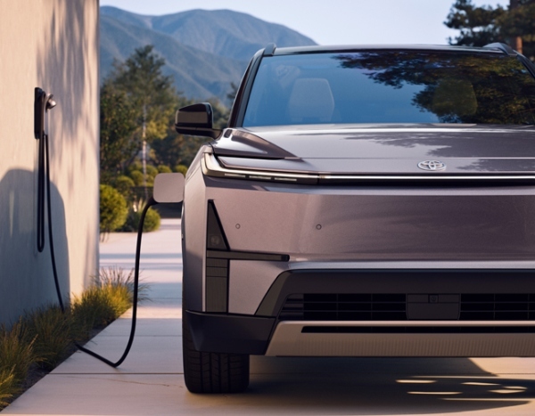 北米トヨタがBEVモデルの3列シートSUVの新型ハイランダーを発表