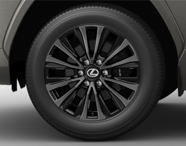 レクサスLXに「走る喜び」をさらに追求した“F SPORT”を新設定