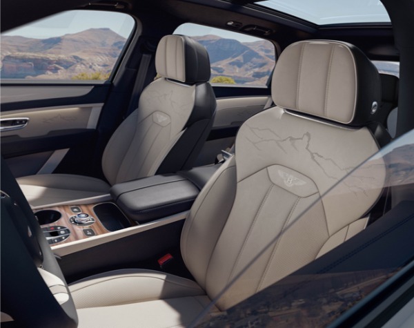 北大西洋のカナリア諸島の天空の白い村「アルテナーラ」をオマージュしたベントレー・ベンテイガの特別仕様車が登場