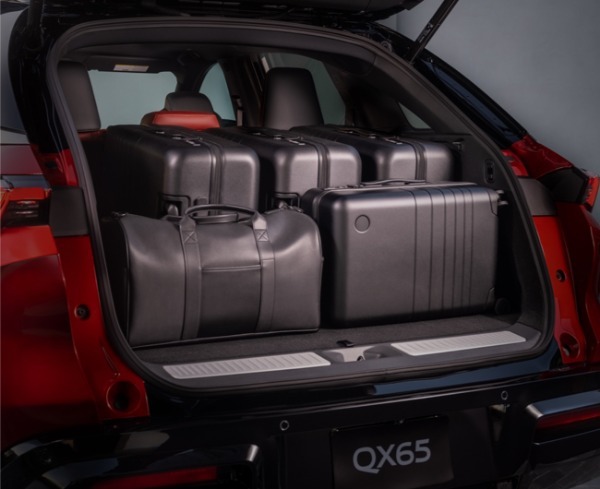 日産の高級ファストバックSUVの新型インフィニティQX65が初公開