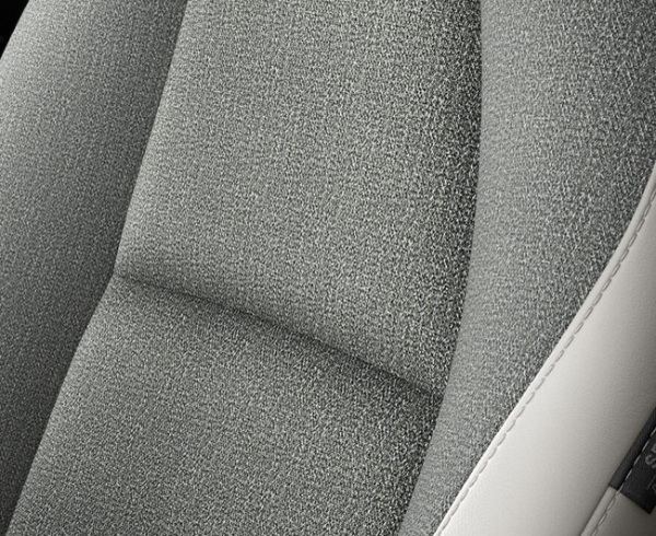マツダ3とCX-30が商品改良。新パワートレインとして「e-SKYACTIV G 2.5」を追加。CX-30には特別仕様車「Air Edition」を新設定