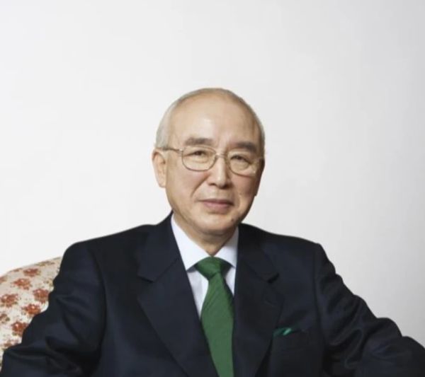 古川 國久代表取締役会長