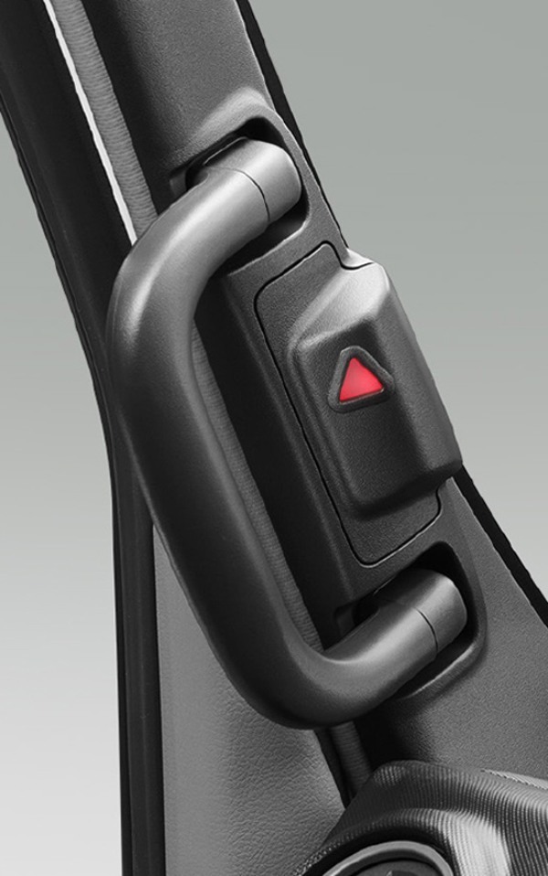 トヨタ・ダイナ カーゴの2.0tonシリーズが新4.0Lディーゼルエンジンを搭載