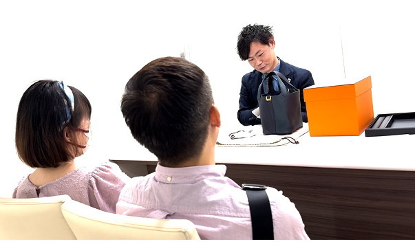 カンブリア宮殿,コメ兵