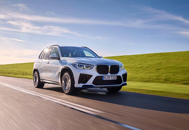 【最新ECO技術】BMWが今、燃料電池に舵を切る理由